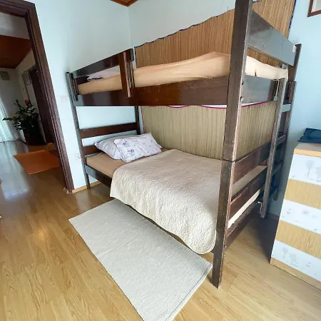 Apartman Penava * Jadranovo